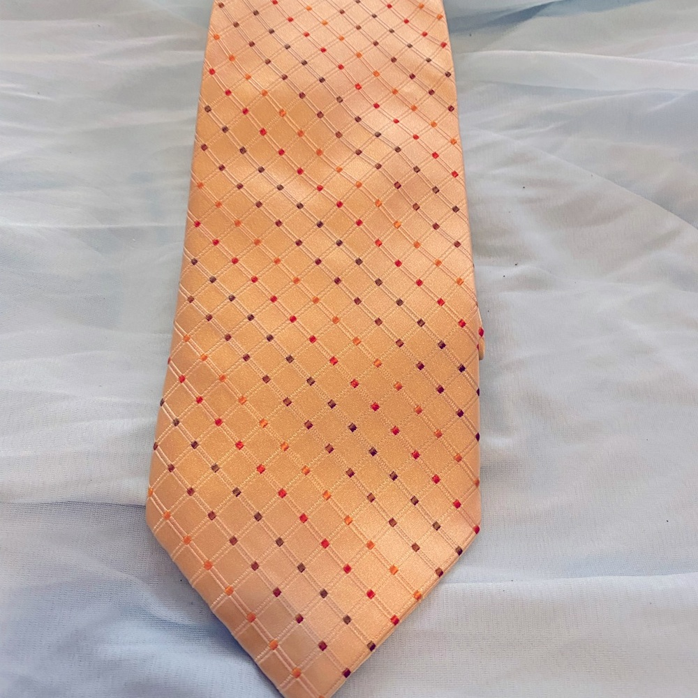 CLAIBORNE MENS 100% SILK TIE